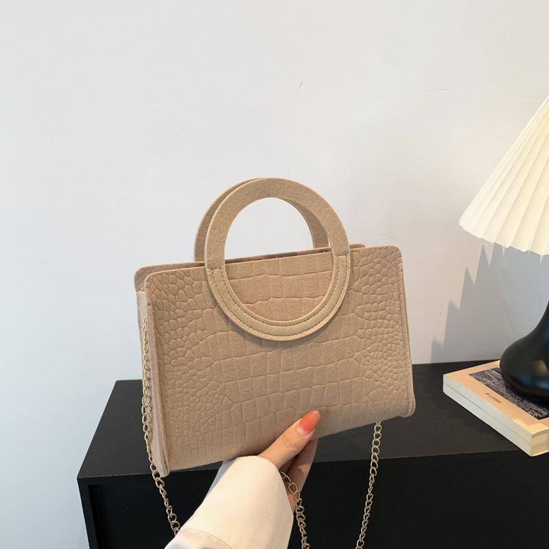 Trendy Fashionable Retro Small Crossbody Bag Stylish Chain Handbag In Black White And Khaki