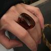 Vintage Braune Ovale Große Breite Transparente Harzringe für Männer Frauen Übertriebene Persönlichkeit Neuer Geometrischer Schmuck für Frauen