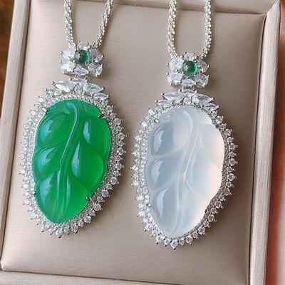 Schmuck Grüner Chalcedon Weißer Chalcedon Medium Blätter Zubehör Schritt für Schritt Rising Goods Halskette Anhänger