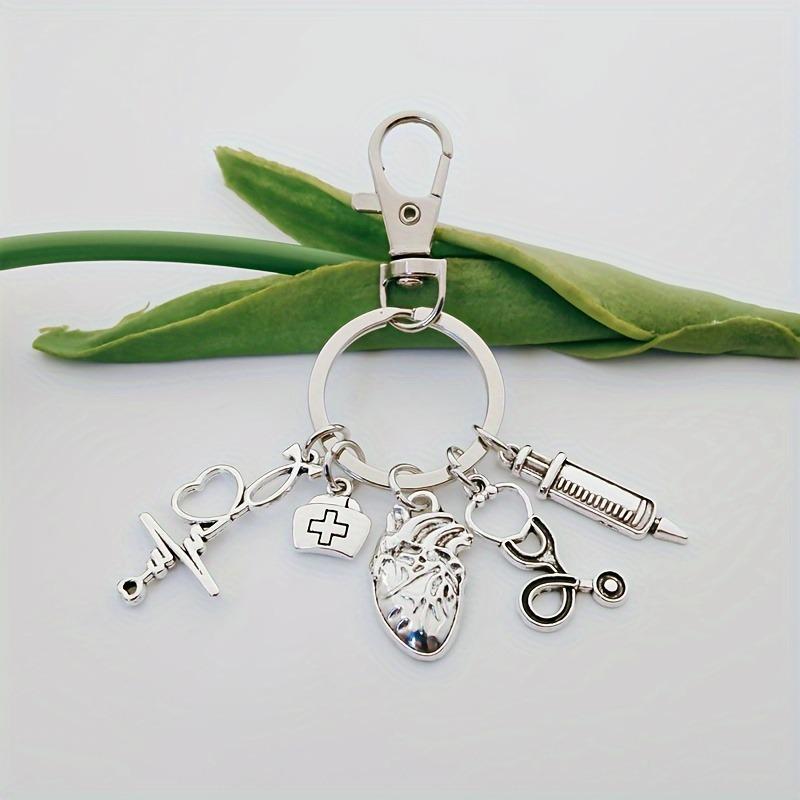 Heart-Shaped Syringe Stethoscope Keychain for Medical Professionals серебряный