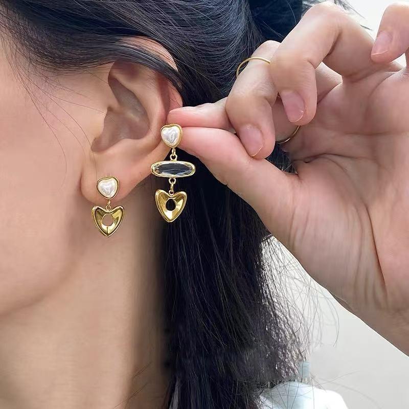 Gold Ring Earrings Women's Ear Buckles Light Luxury High-end Earrings Autumn and Winter Ring Earrings
