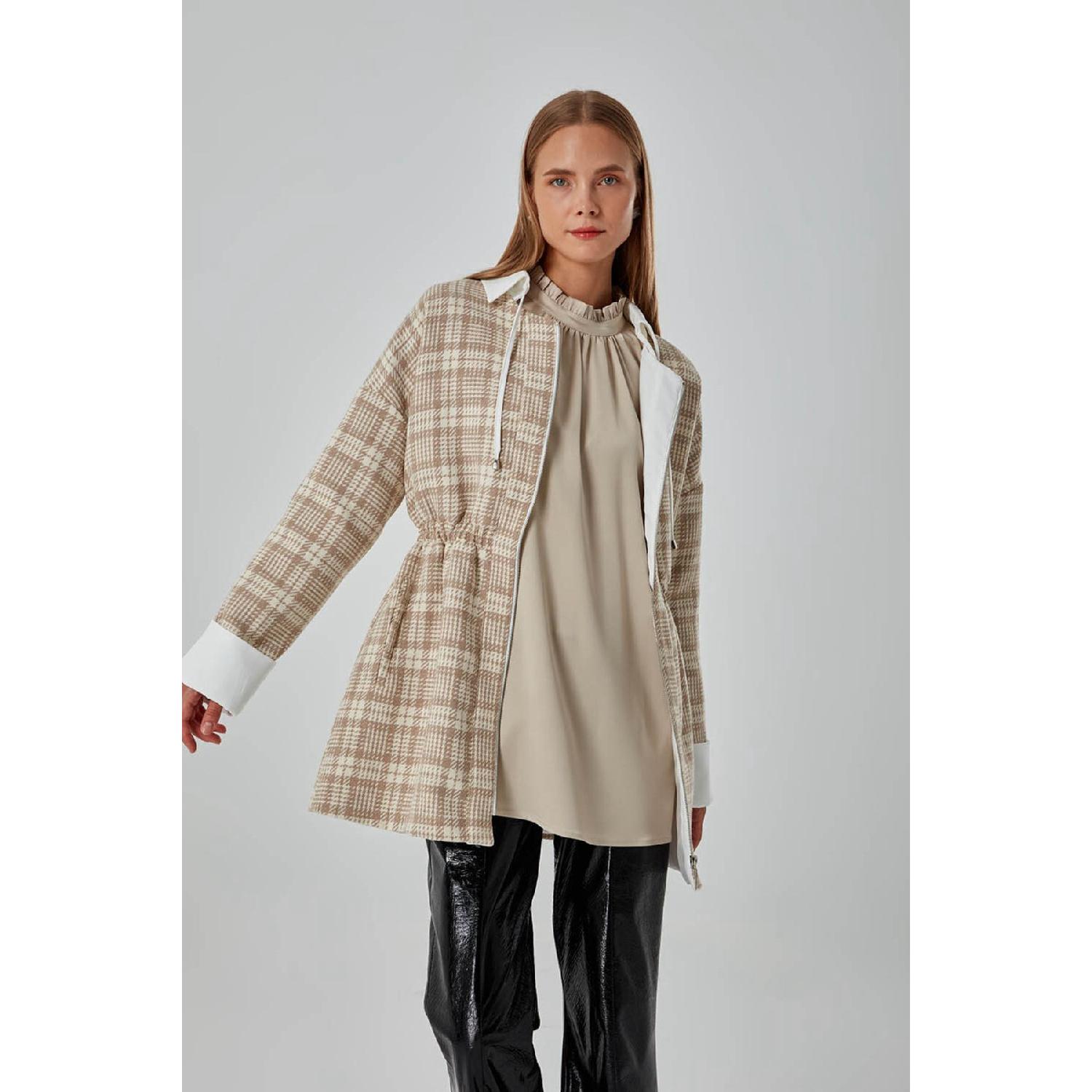 

Beige Plaid Coat With Elastic Waist 2XL бежевый