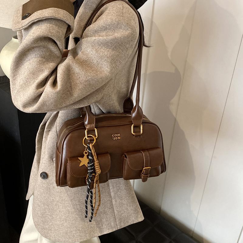 Retro Niche Underarm Bag Women's Autumn and Winter 2025 New Trendy Korean High-end Portable Large-capacity Bowling Bag