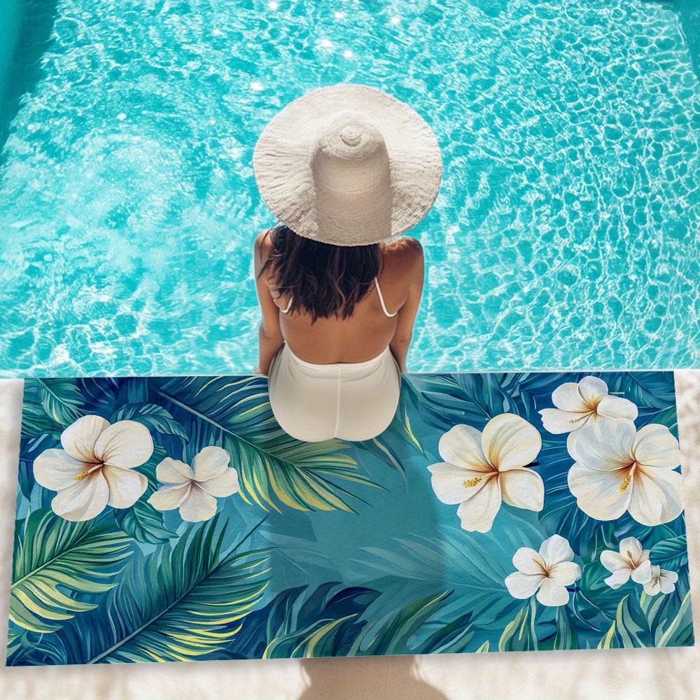Tropische Blätter Weiße Blumen Strandtuch, Schnelltrocknend Weich für Geburtstag Strand Reisen Camping