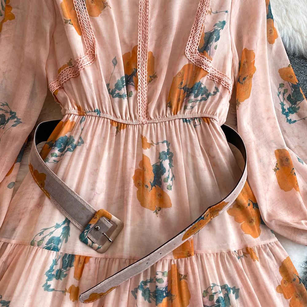 Осеннее винтажное женское длинное платье в стиле пэчворк с цветочным принтом — фото 6