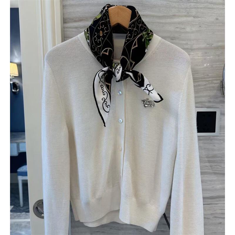 NINA SOLOR Lily of the Valley Vine Lamb Wool Square Scarf