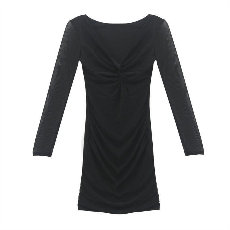 Pure and Sexy Hot Girl V-neck Mesh Patchwork Long-sleeve Dress for Women, New Winter Slim Fit, Niche Hip-hugging Short Skirt