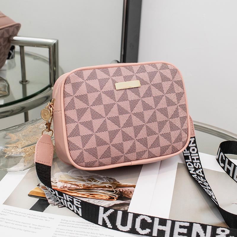 New Fashionable Contrasting Color Shoulder Messenger Women's Bag Printed Webbing Camera Bag Long Standard Shoulder Bag One Piece