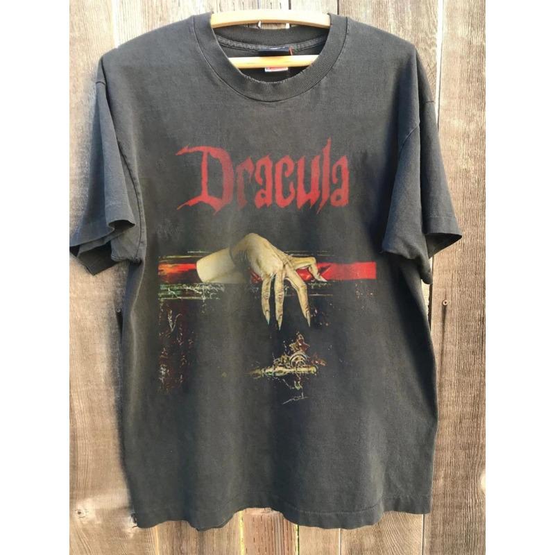 Retro Dracula T-Shirt Klassische Horror-Roman-Cover-T-Shirt Sommer Neu Retro Street Lässige Mode Unisex T-Shirt