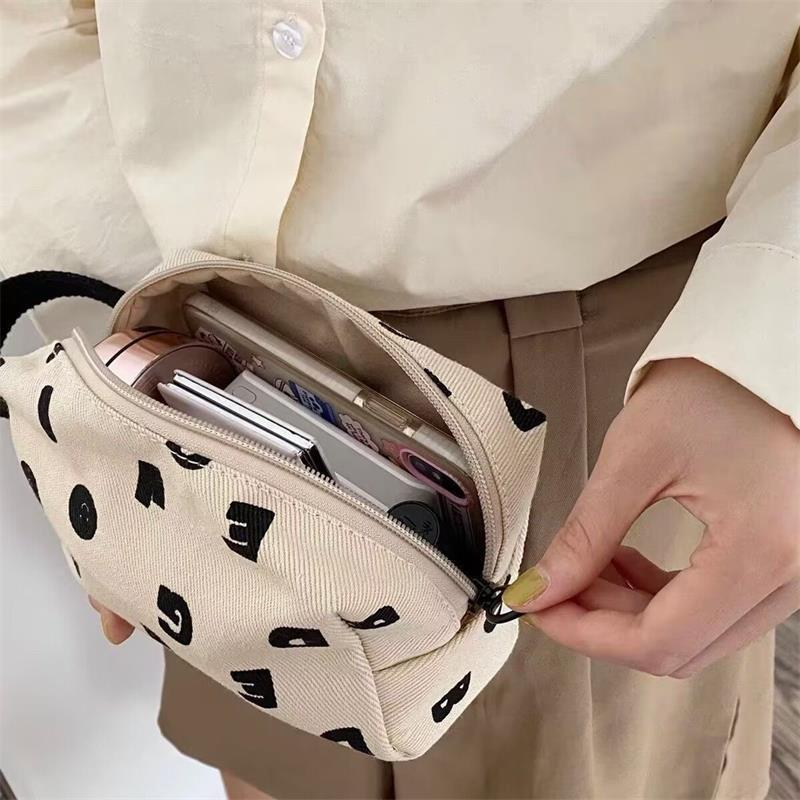 

Trendy Simple Beige Letters Cosmetic Bag Handbag Travel Portable Toiletry Large Capacity Pen Case Storage Bag Girl Gifts