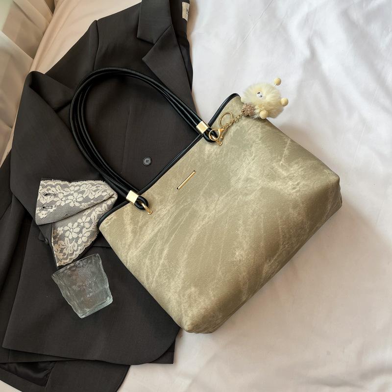Women's Bag Autumn New Large-capacity Student Class Commuter Bag Portable Tote Bag Underarm Shoulder Bag