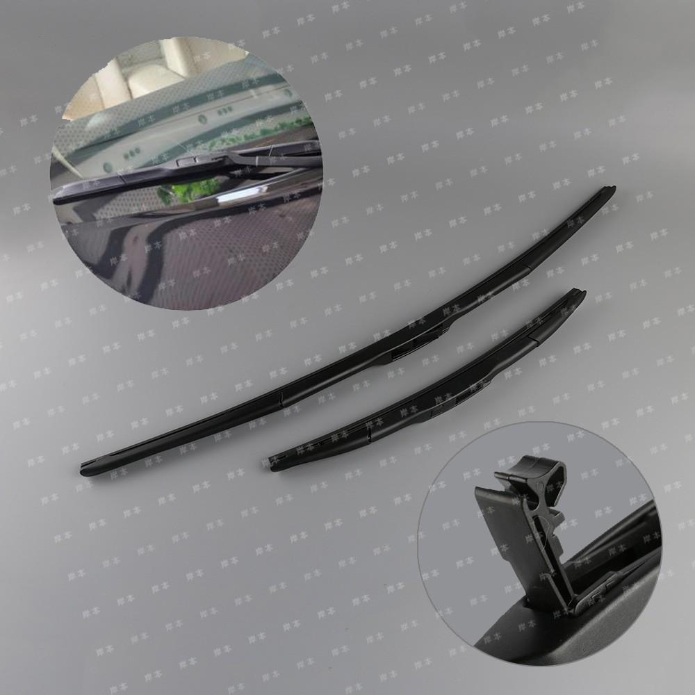 Compatible Wiper Blades for Corolla, Fiesta, and Qashqai.