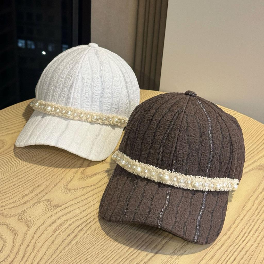 New Hat Women's Spring and Autumn Baseball Cap Fashion Pearl Cap Travel Leisure Versatile Sports Trend