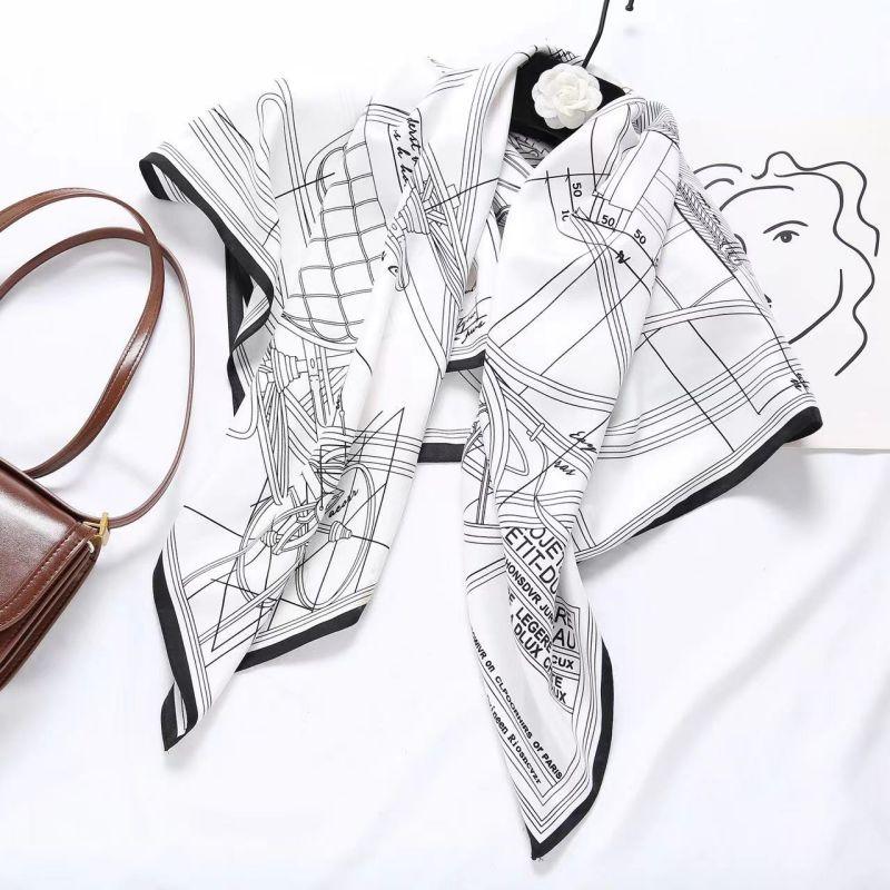 Versatile Shawl Animal Print Black And White Simple Large Square Scarf 90 * 90Cm Simulated Silk Twill Silk Women'S Silk Scarf