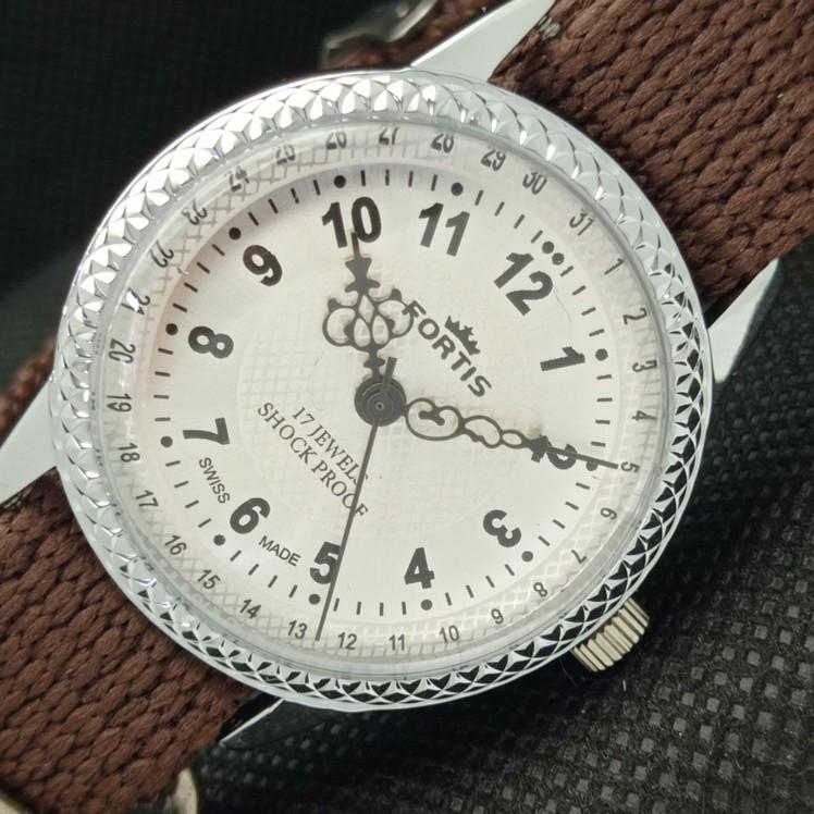 

ВОССТАНОВЛЕННЫЕ ШВЕЙЦАРСКИЕ МУЖСКИЕ НАРУЧНЫЕ ЧАСЫ FORTIS WINDING СЕРЕБРЯНЫЙ ЦИФЕРБЛАТ 622c-a416838-2 lot622c-a416838