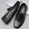 Scarpe Loafer Casual in Pelle più Recenti Marrone Nero Eleganti Stile Britannico per Uomo Alta Qualità Slip-On Loafer da Uomo Scarpe Piatte da Guida Maschili