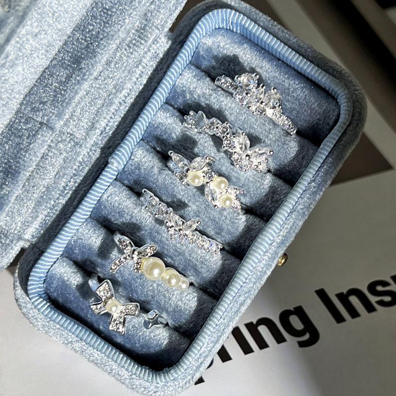 2026 French Gentle Style Internet Celebrity Pearl Bow Full Diamond Light Luxury Ring for Women's Unique Niche High-end Ring