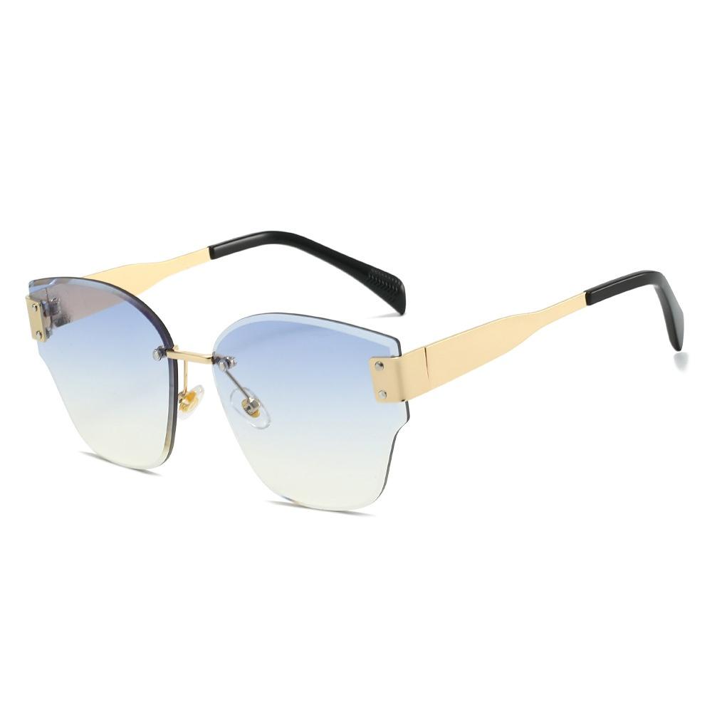 New Luxury Frameless Gradient Rectangular Sunglasses UV400 Protection Trendy Metal Frame Design for Women Men