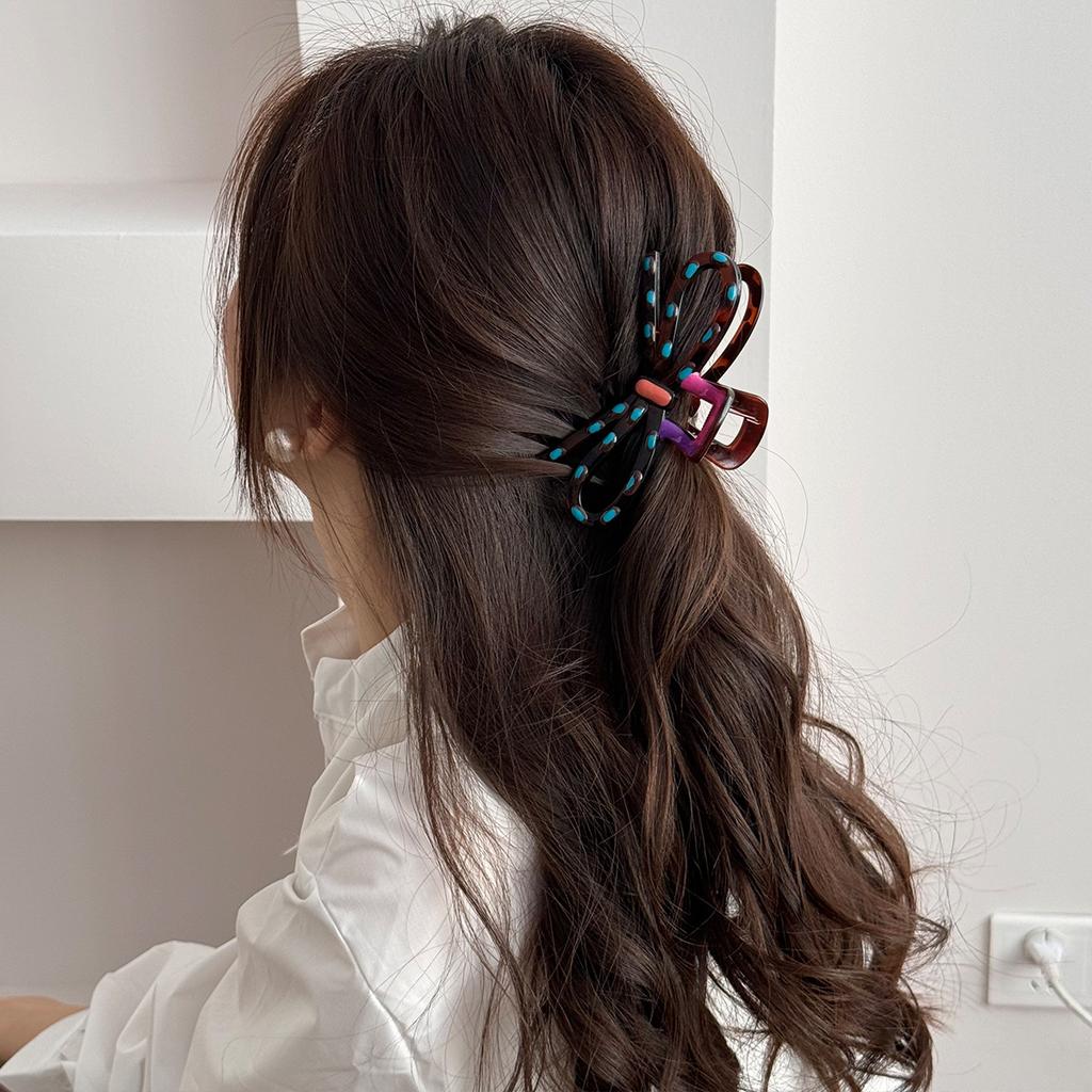 Haarspange, Accessoires, Anstecknadel für Mädchen und Frauen, Designer-Vintage-Stil, beliebt, trendig, angesagt, K-Pop, neu im Trend, Geschenkidee