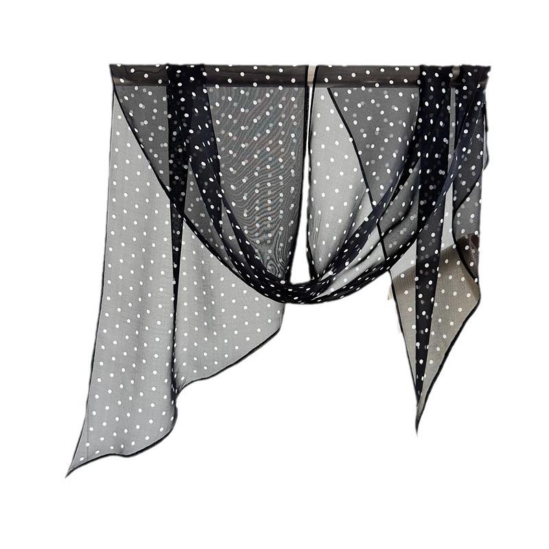 Georgette-Schal aus Maulbeerseide im Hepburn-Stil mit Punkten – Retro-Winkeldesign für Damen