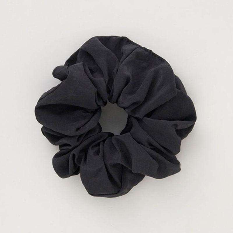 THE RYE Silky Scrunchie M(Charcol)