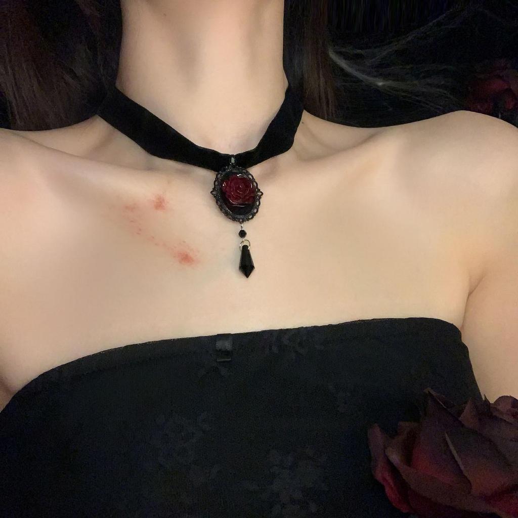 Y2K Spicy Girl Dark Star Leather Choker Necklace - Pure Desire Clavicle Chain