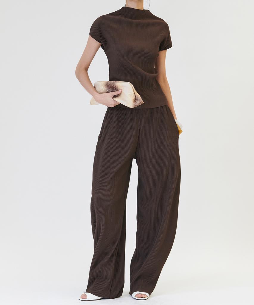Peulojegteuweibeu Pleated Round Banding Pants [Brown]