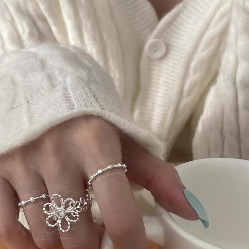 Stylish Korean Design Adjustable Ring For Women With Delicate Hollow Flower Pattern
