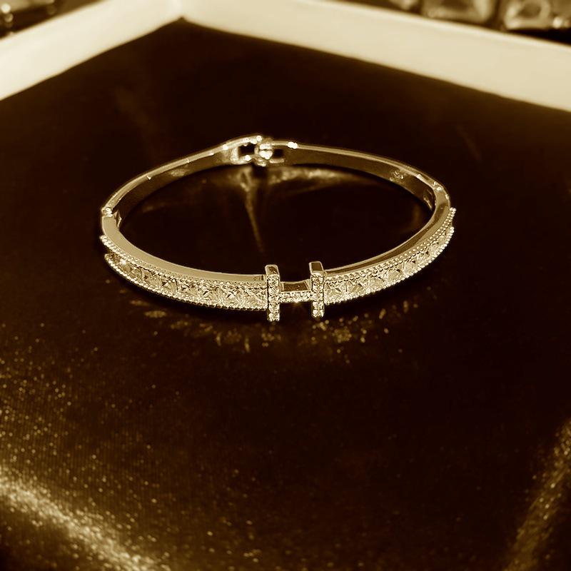 High-End Starry Sky Diamond-Studded Snake-Shaped Open Bracelet