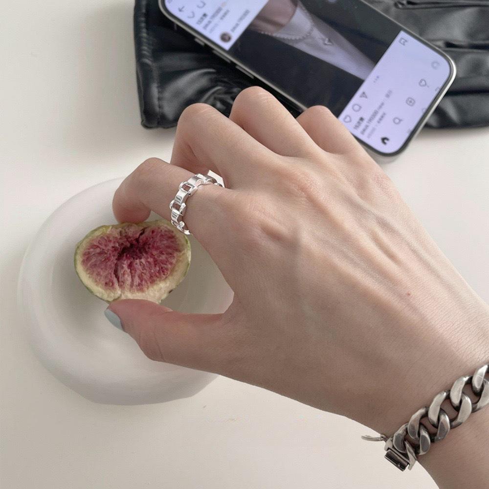 925 Sterling Silver Retro Brushed Open Finger Ring - Women's High-End Niche Light Luxury, Trendy and Non-Fading.