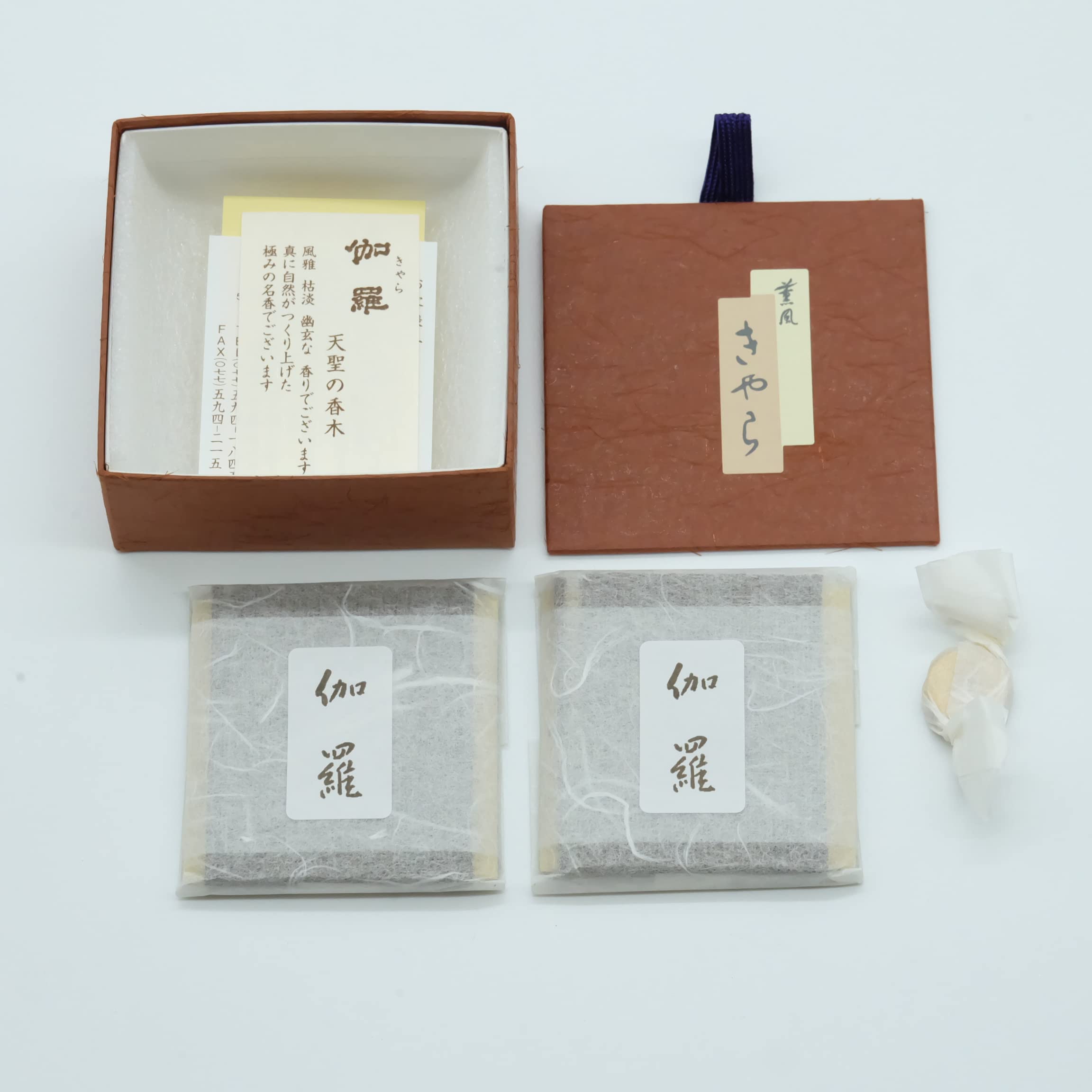 

[Kunpu Kyara] 40 sticks of Kyara-scented incense sticks with incense holder. Perfect for room fragrance with the Fuin Kyara scent. Made with premium