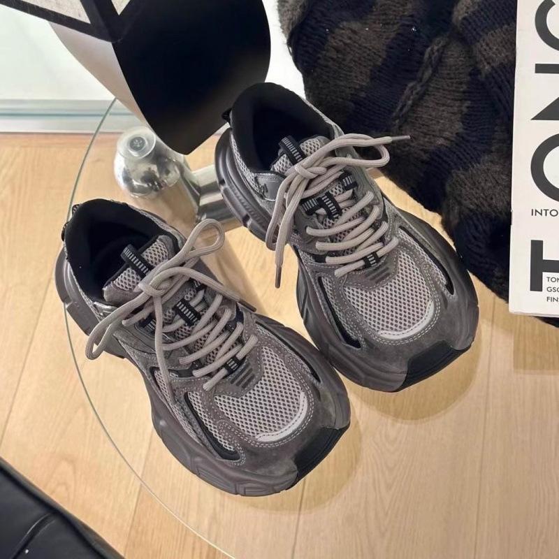 Fashion platform dad shoes women 2025 autumn new versatile retro lightweight casual running shoes Korean version of sports shoes