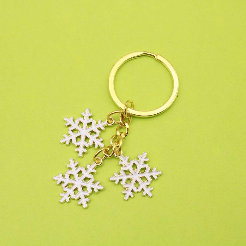 European & American Cross-border Christmas Snowflake Alloy Keychain with Bell Pendant - Creative Holiday Gift