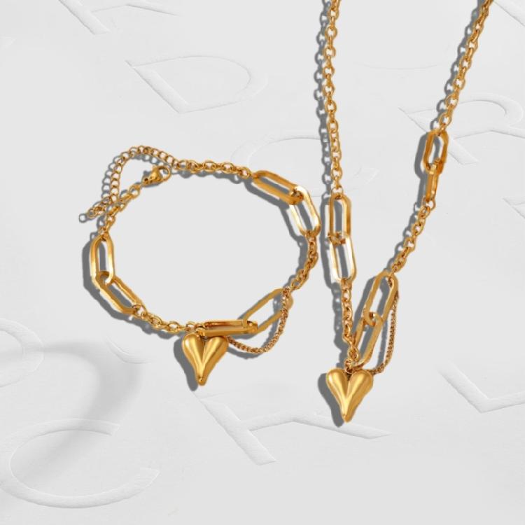 Delicate Heart Pendant Necklace Engagement Wedding Jewelry Set Stainless Steel Texture Suitable for Matching Any Outfits