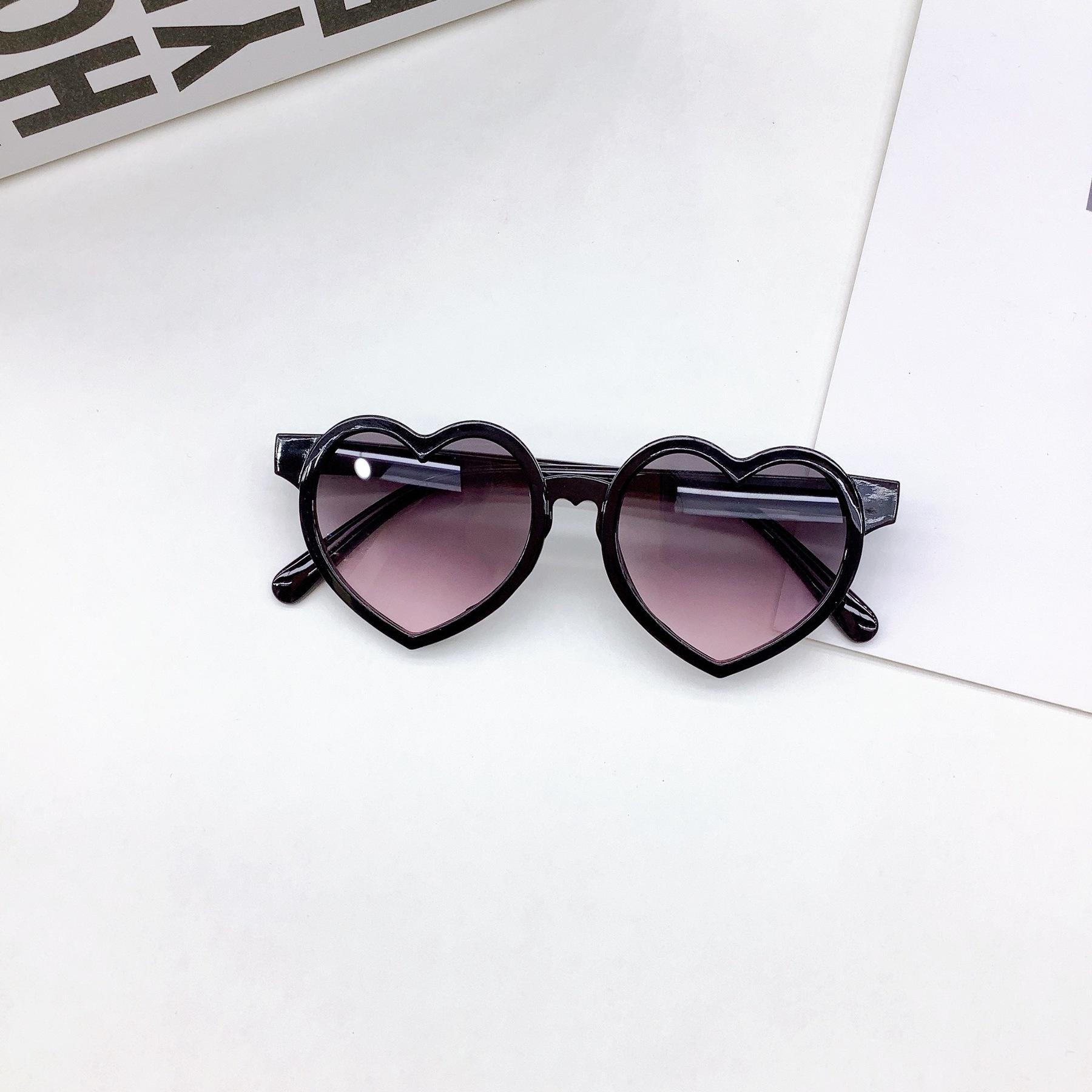 

Love gradient children s sunglasses baby sunglasses candy colored glasses heart shaped glasses jelly colored sunglasses