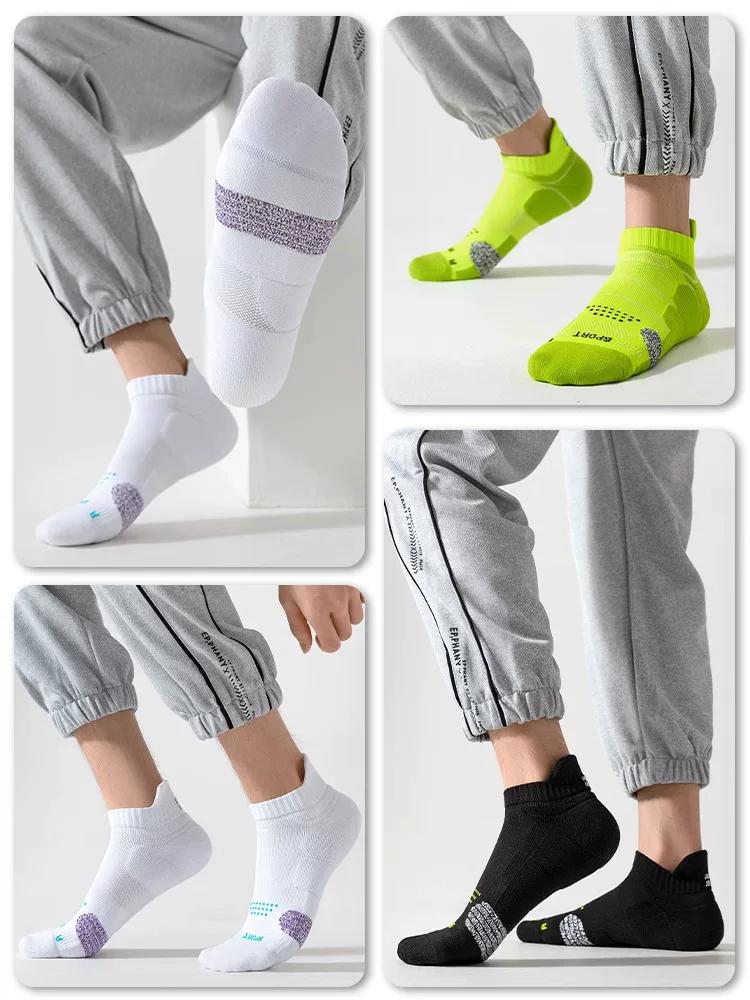 Comfortable Outdoor Sports Socks for Spring and Summer Marathon Men's Short Socks with Thick Towel Soles, Durable Running Short Socks for Men