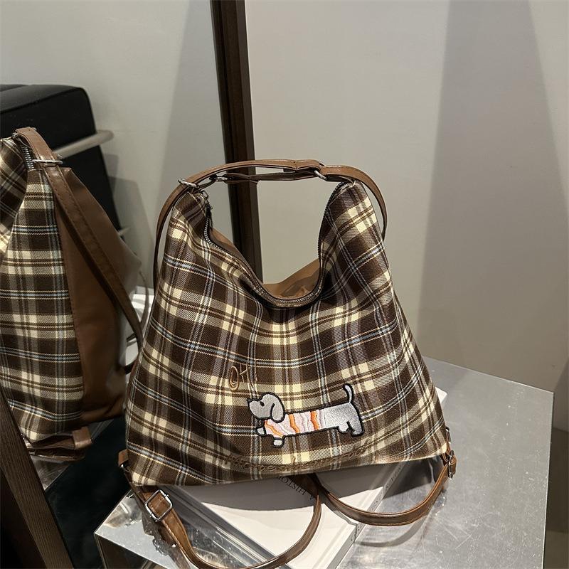 Commuter large-capacity bag women's new popular wax sausage dog double shoulder back bag single shoulder messenger bag tote bag