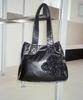 Iugamakaras Flowers Leather Shoulder Bag (Black)