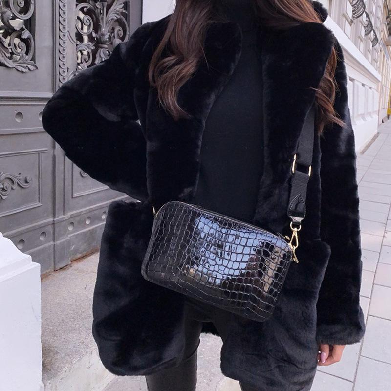 Chaqueta de piel sintética de otoño e invierno para mujer, abrigo con cuello de traje grueso, abrigo de manga larga de Color sólido