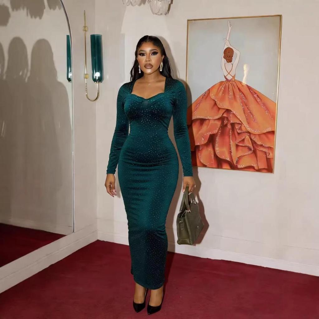 Rochie de seară M10268 Europeană de Lux cu Mânecă Lungă, Croială Slim Fit, cu Detaliu Strasuri Fierbinți