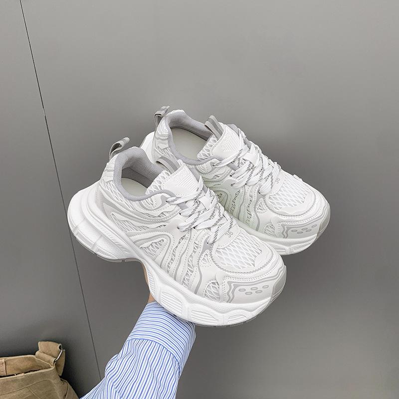 European thick-soled dad shoes for women's 2025 spring and summer mesh breathable and versatile ins trendy small casual sports shoes