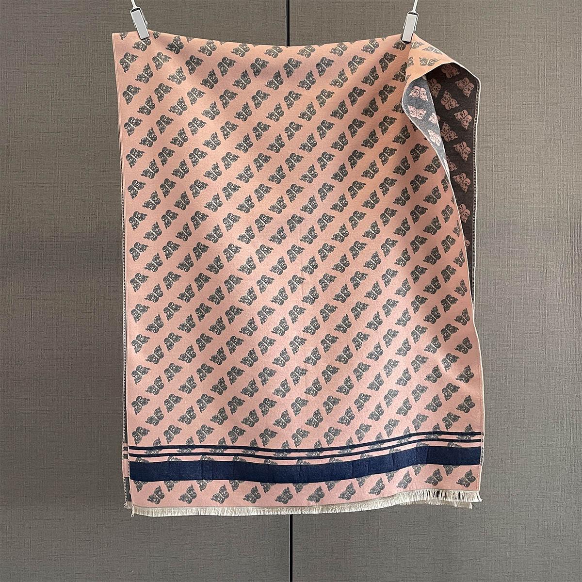 

Autumn and winter new double-sided imitation cashmere niche butterfly printing scarf women s versatile high-end warm shawl 186*70cm