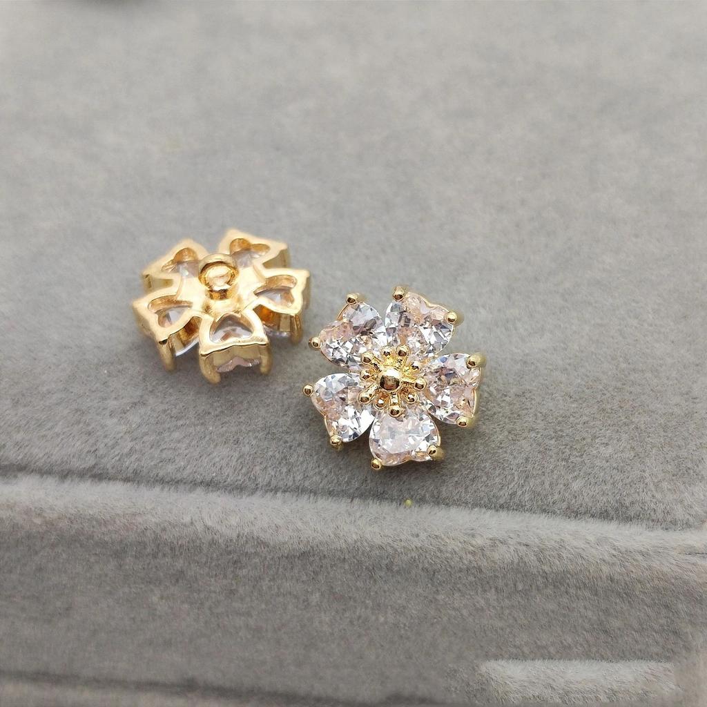 5pc/lot Shining Crystal Flower Buttons Cubic Zirconia Button for Shirt Decorative CZ Sewing Buttons for Cashmere Knit Cardigan