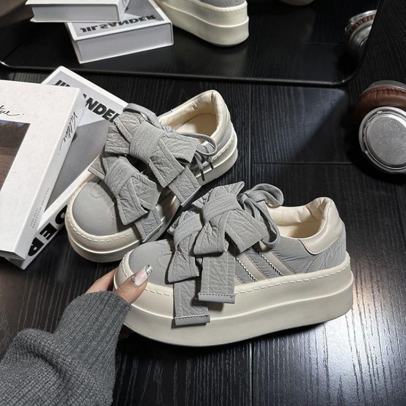 Fashion 2025 New Trend Summer Sneakers For Woman Big Bow Thick Soleplate Shoes For Woman Ladies Platform Shoes are Fashion And Casual