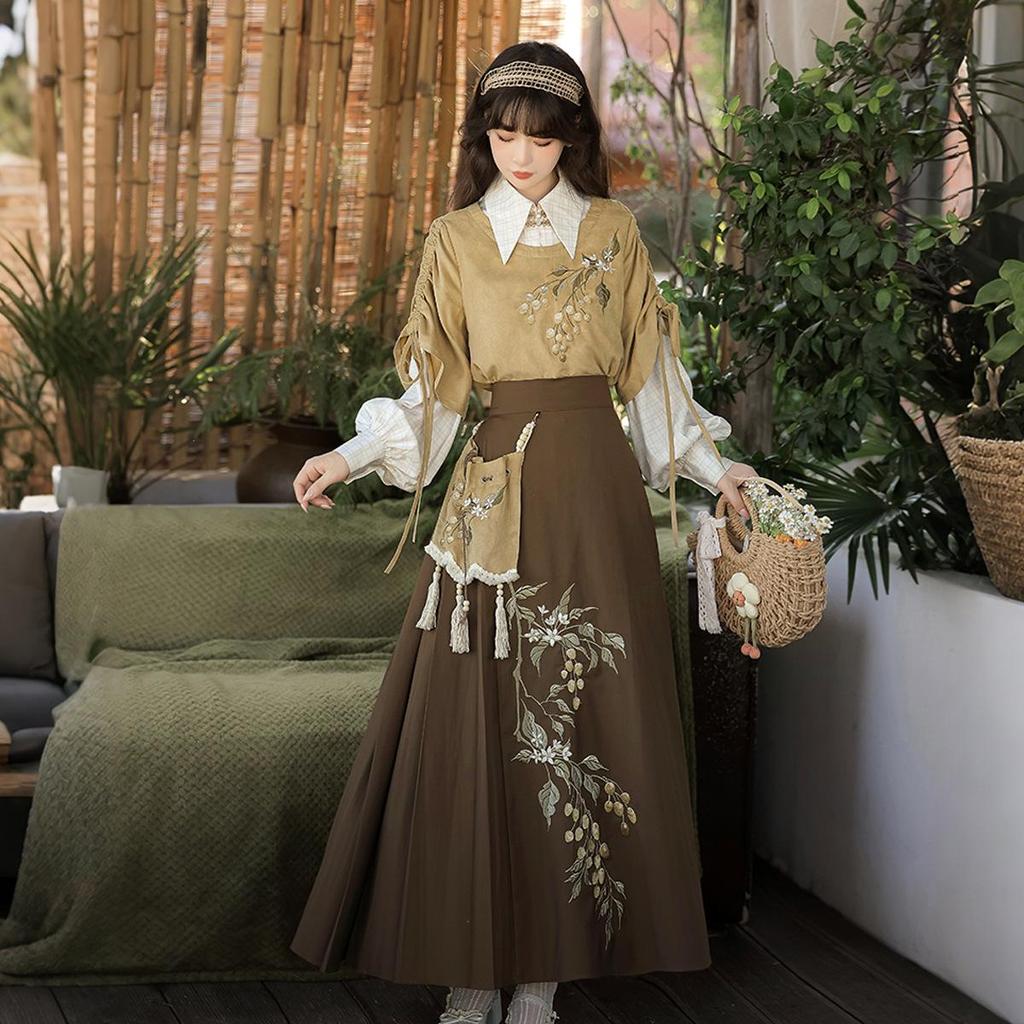 Yi Meng Ge Hanfu Women's Yellow Outerwear and Skirt Set, New Chinese Style 9684