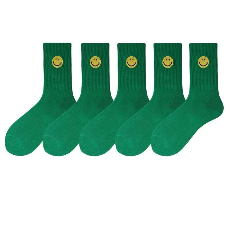 Einfarbige, mittellange Socken mit frischem, lächelndem Gesichtsmuster, schlichtem Design, bequem und atmungsaktiv.