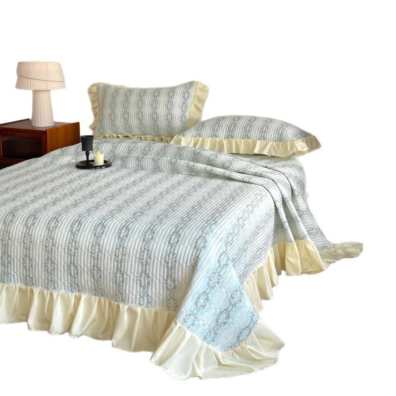 Spring/Summer Small Floral Lace Bedspread Set: 4-Piece, Skin-Friendly, Soft Imitation Cotton for Single Bed