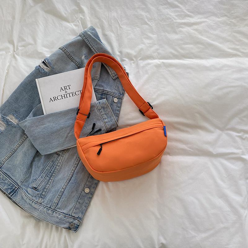 Large-capacity Bag Women's 2025 Summer New Casual Nylon Cloth Dumpling Bag Simple Commuter Shoulder Messenger Women's Bag