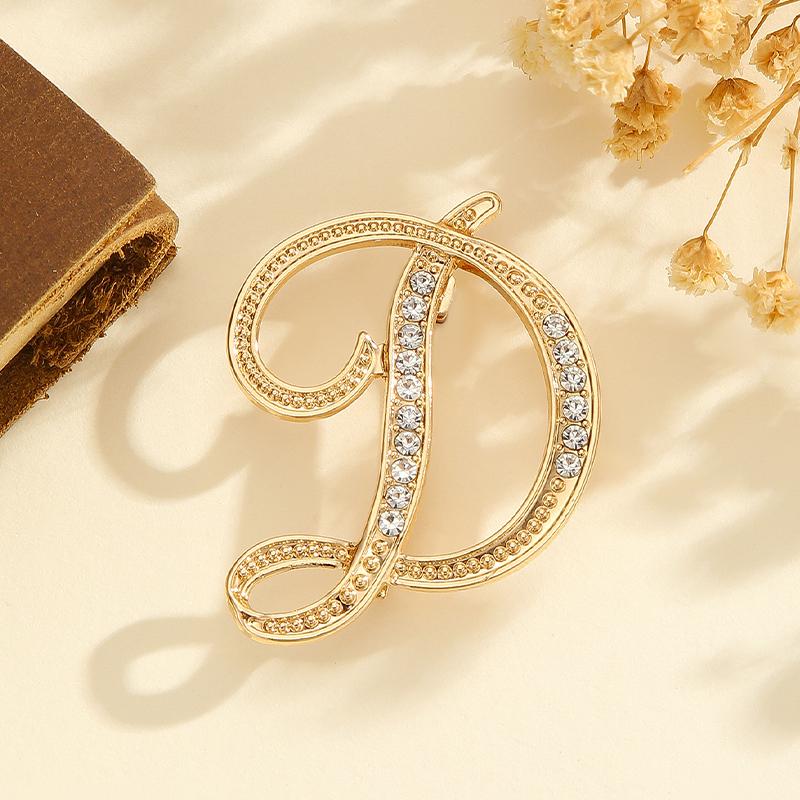 1pcs Crystal Rhinestone 26 Letters Women Collar Brooch Elegant Temperament Pin Jewelry