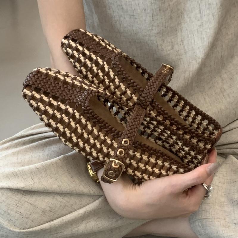 Fashion Handwoven Mixed Colors Hollow Ballet Flats Women Round Toe Buckle Mary Jane Shoes Comfort Brand Designer Loafers Sandals